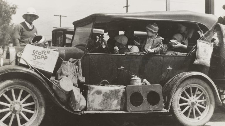 How the Dust Bowl Made Americans Refugees in Their Own Country